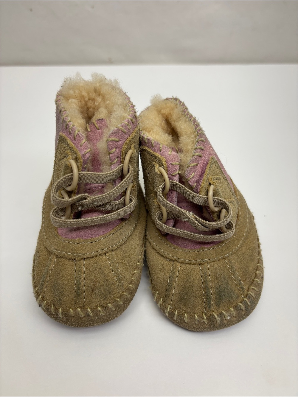 UGG Suede Baby Walker Booties in Tan and Pink, SZ 01, box 72